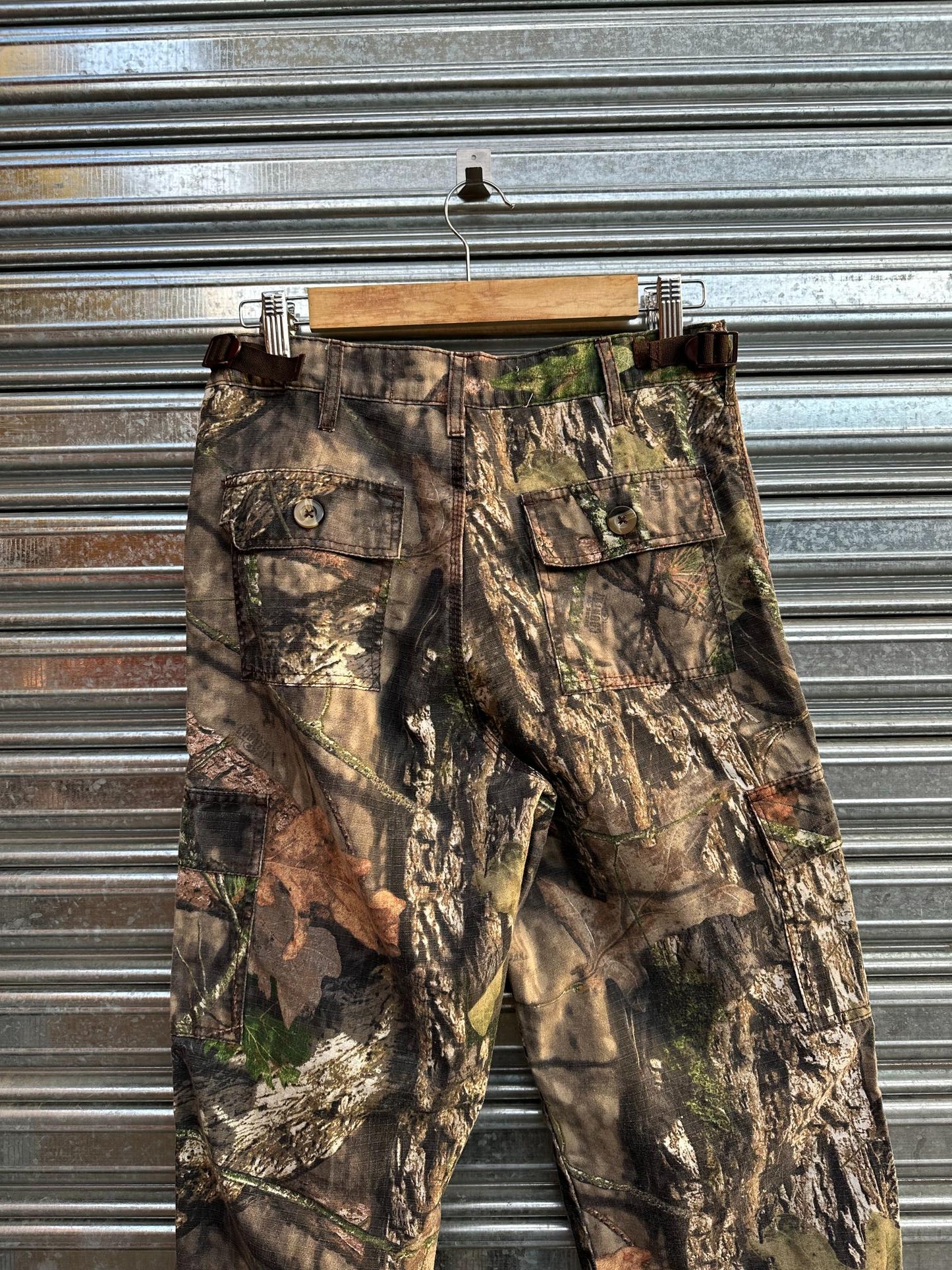 (28) Pantalón Cargo Rustic Ridge x Realtree