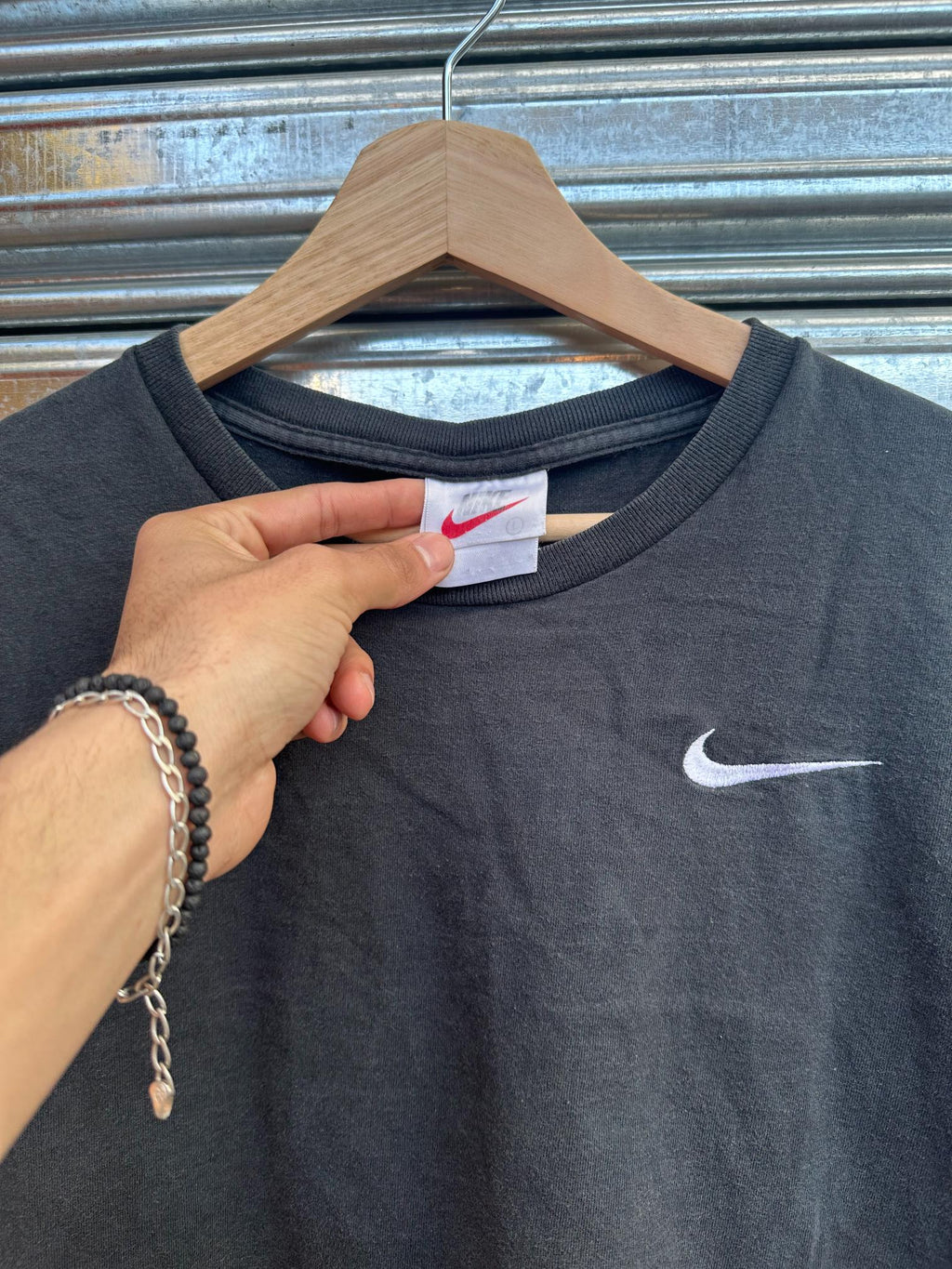 (M) Wmns Reme Vintage Nike 1990s "White over Black Swoosh"