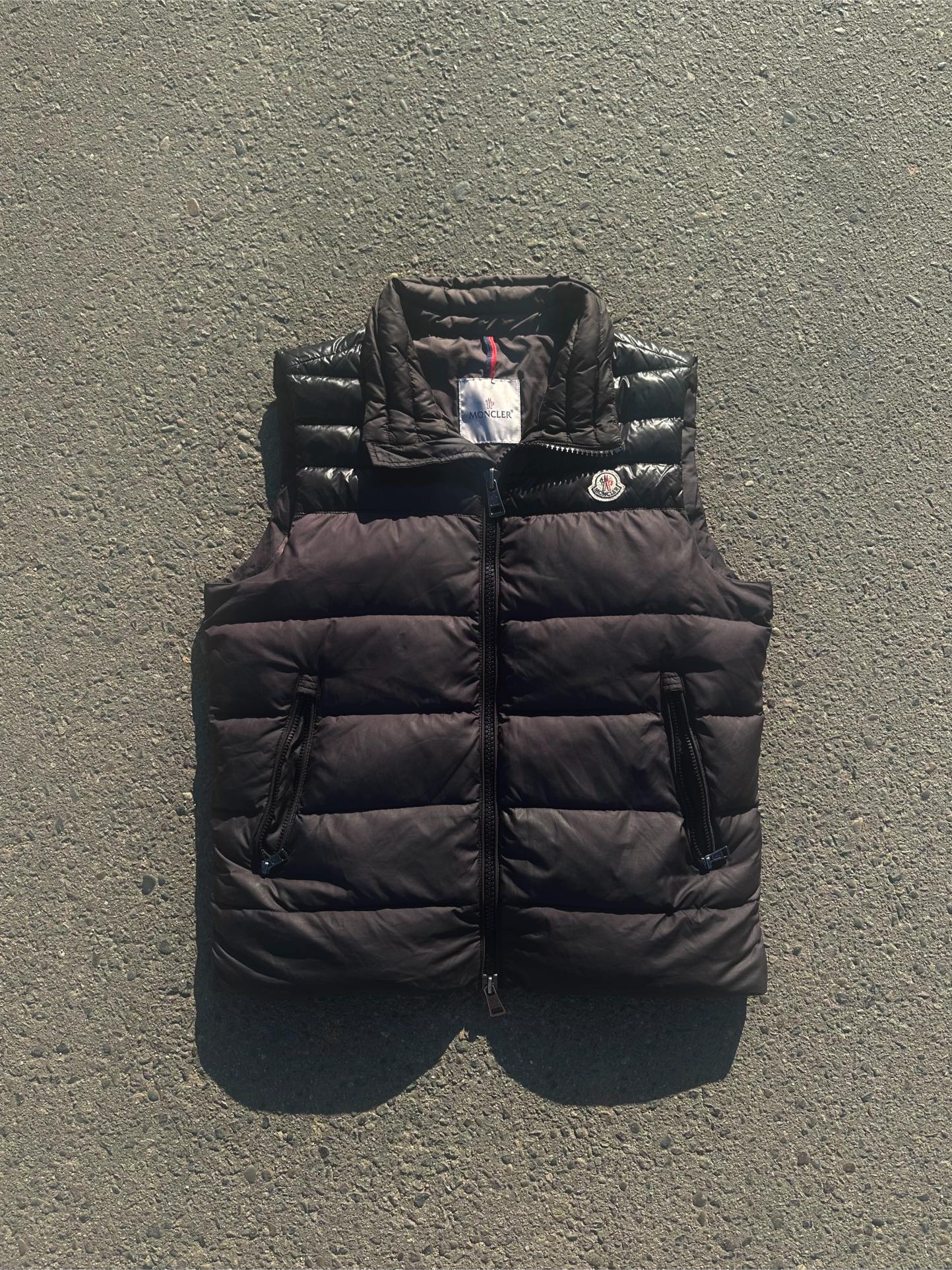 (M/L) Chaleco Moncler Legit