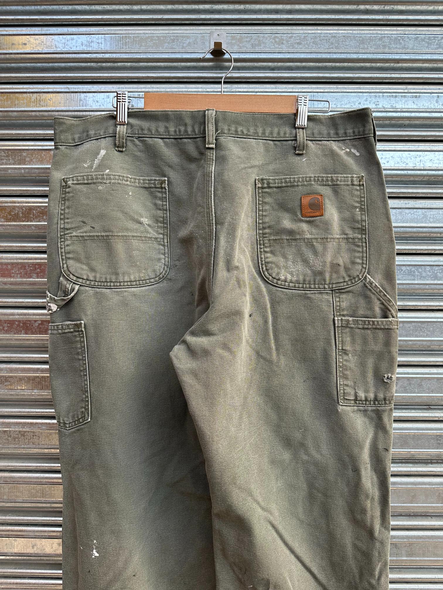 (38) Carpintero Carhartt "Destroyed/Repaired Green"