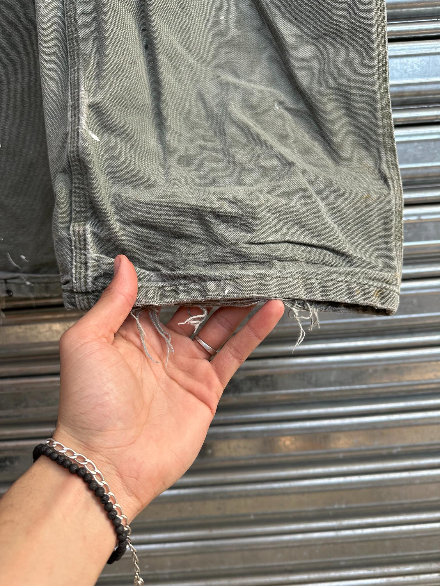 (38) Carpintero Carhartt "Destroyed/Repaired Green"