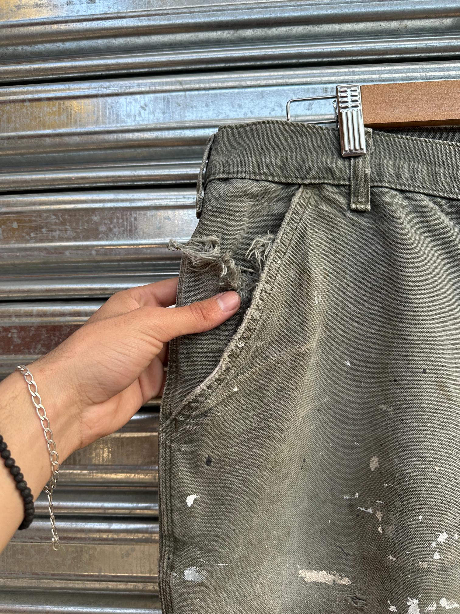 (38) Carpintero Carhartt "Destroyed/Repaired Green"