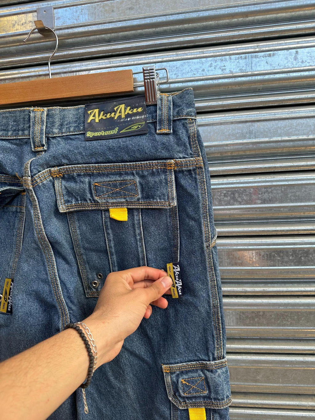 (32) Jean Y2K Aku Aku x Surf Baggy Cargo "Denim Blue x Yellow / Subway Surfers"
