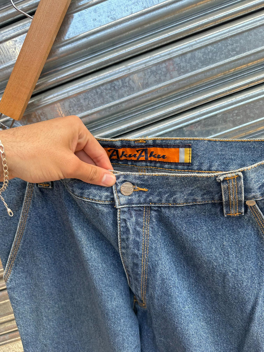 (32) Jean Y2K Aku Aku x Surf Baggy Cargo "Denim Blue x Yellow / Subway Surfers"