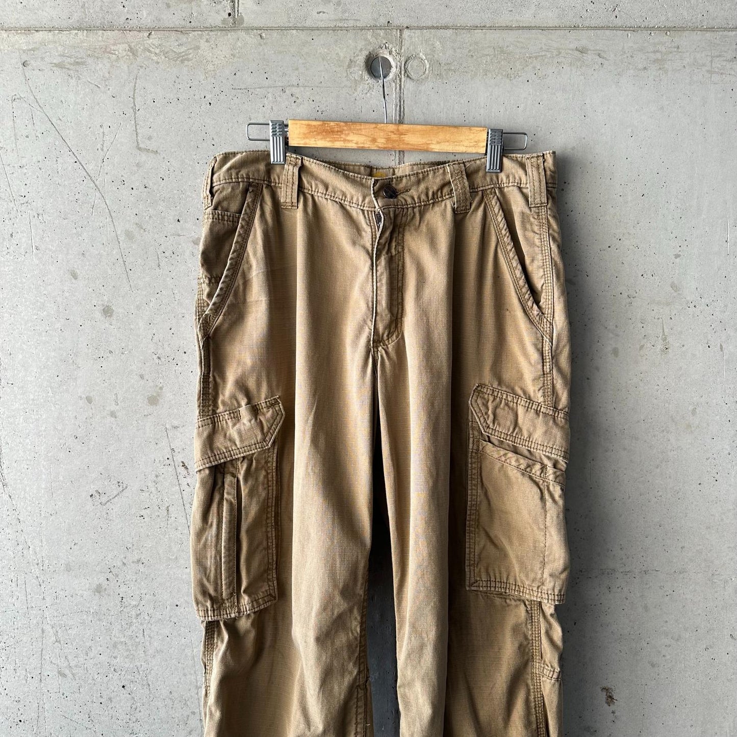 (34) Pantalón Cargo Carhartt Force / Ripstop "Beige"