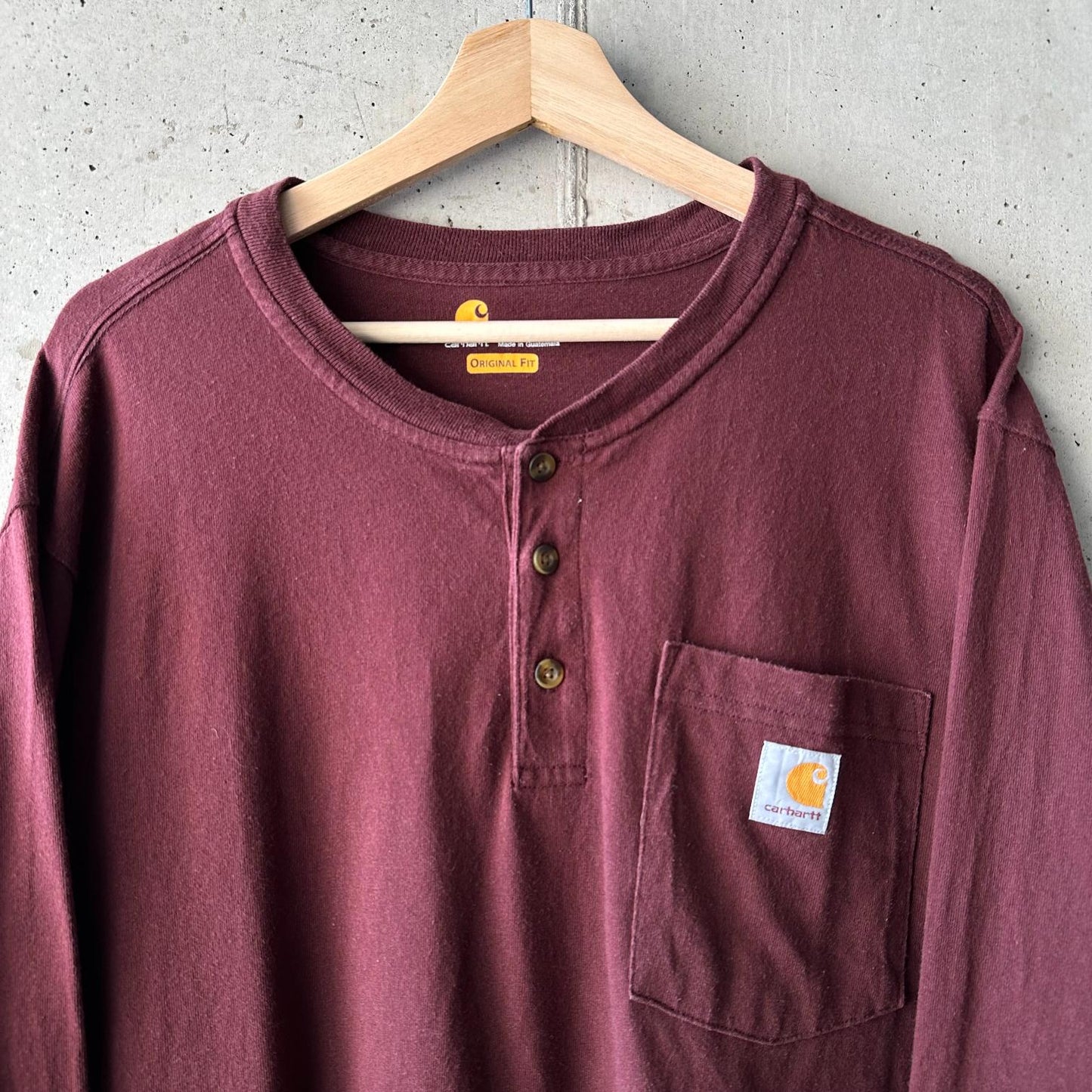 (L) Reme Carhartt Pocket Manga Larga Con Botones "Burgundy"