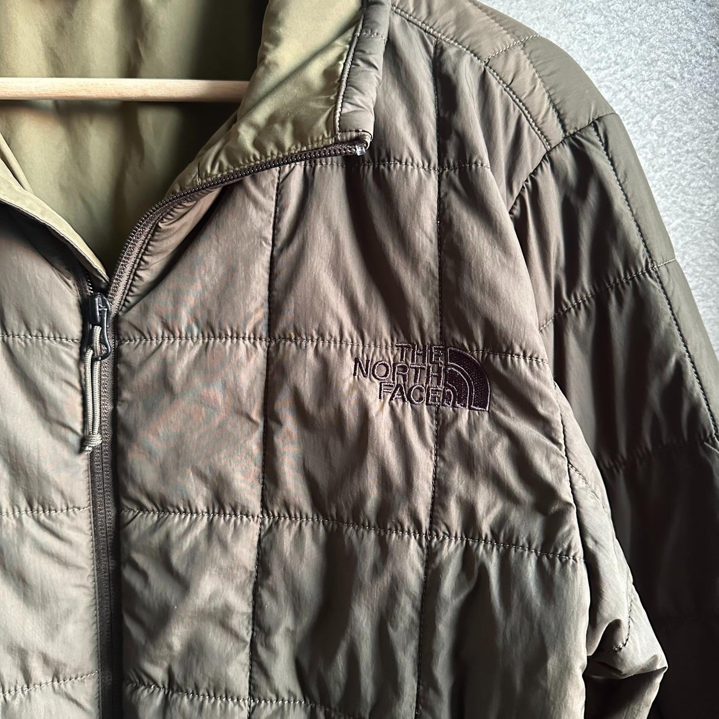 (M) Campera de Plumas The North Face Capitoneada "Moss Green"