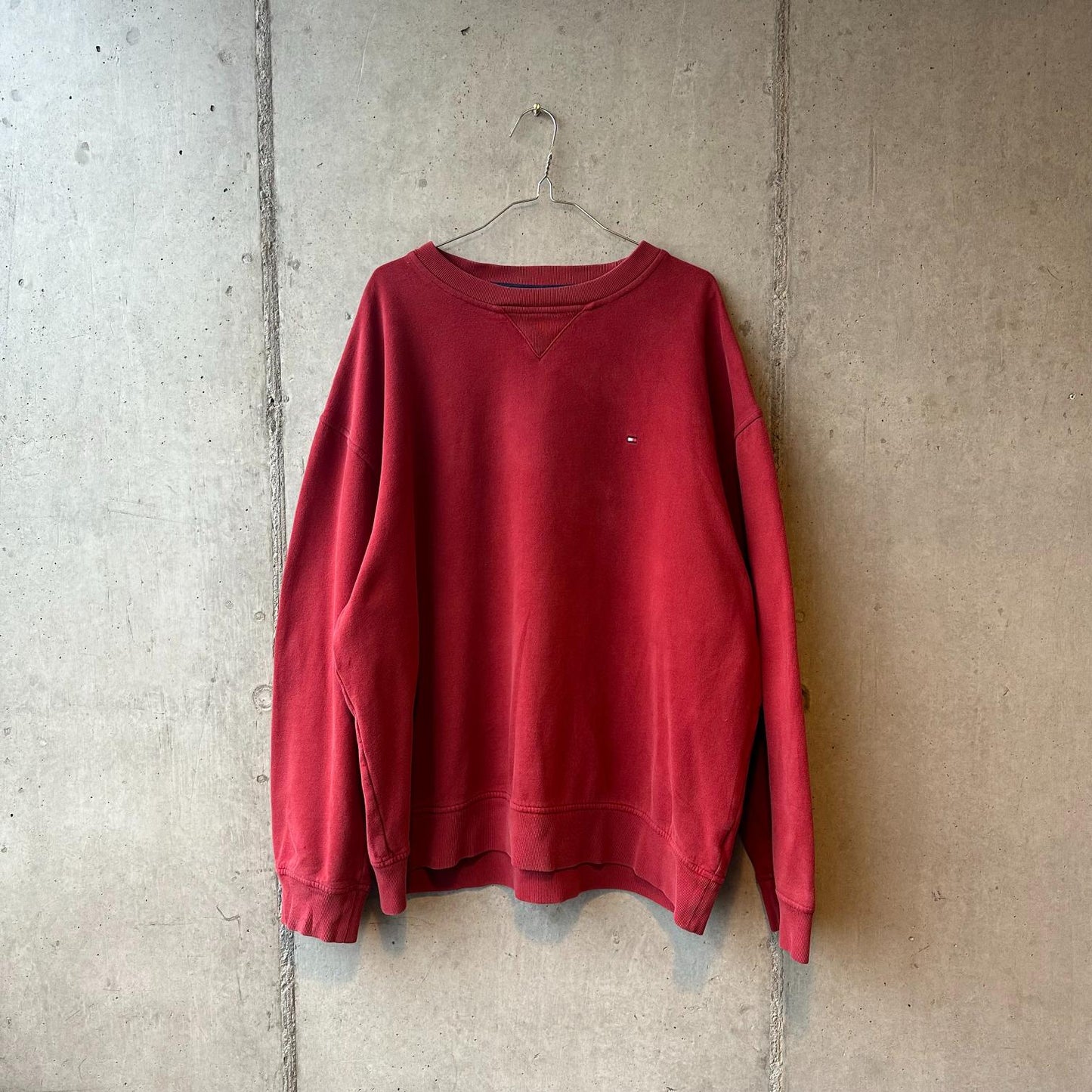 (XL) Buzo Vintage Tommy Hilfiger Rojo