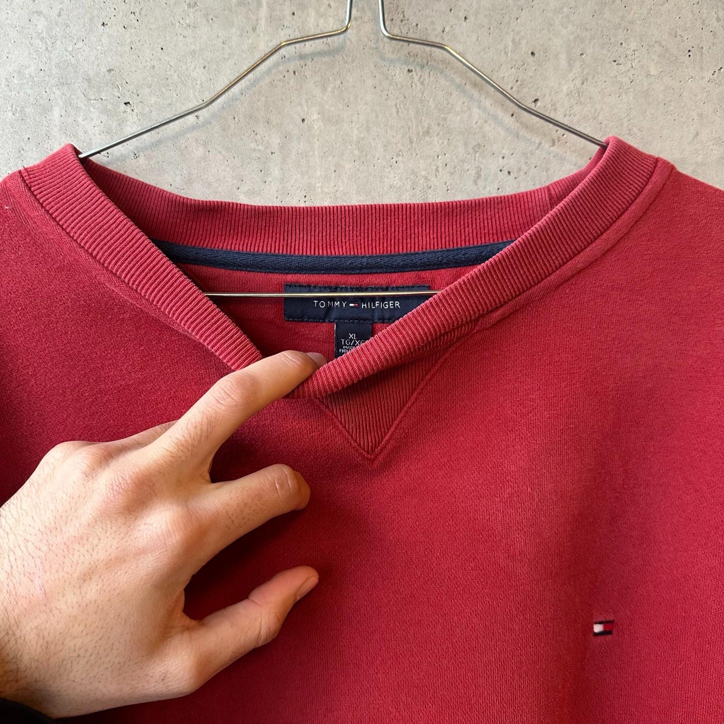 (XL) Buzo Vintage Tommy Hilfiger Rojo