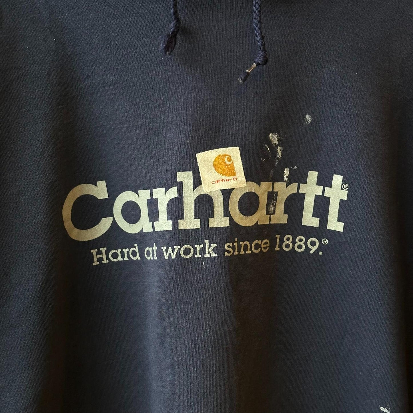 Canguro Vintage Carhartt Azul con Pintura "Imagotipo x Hard at Work since 1889"