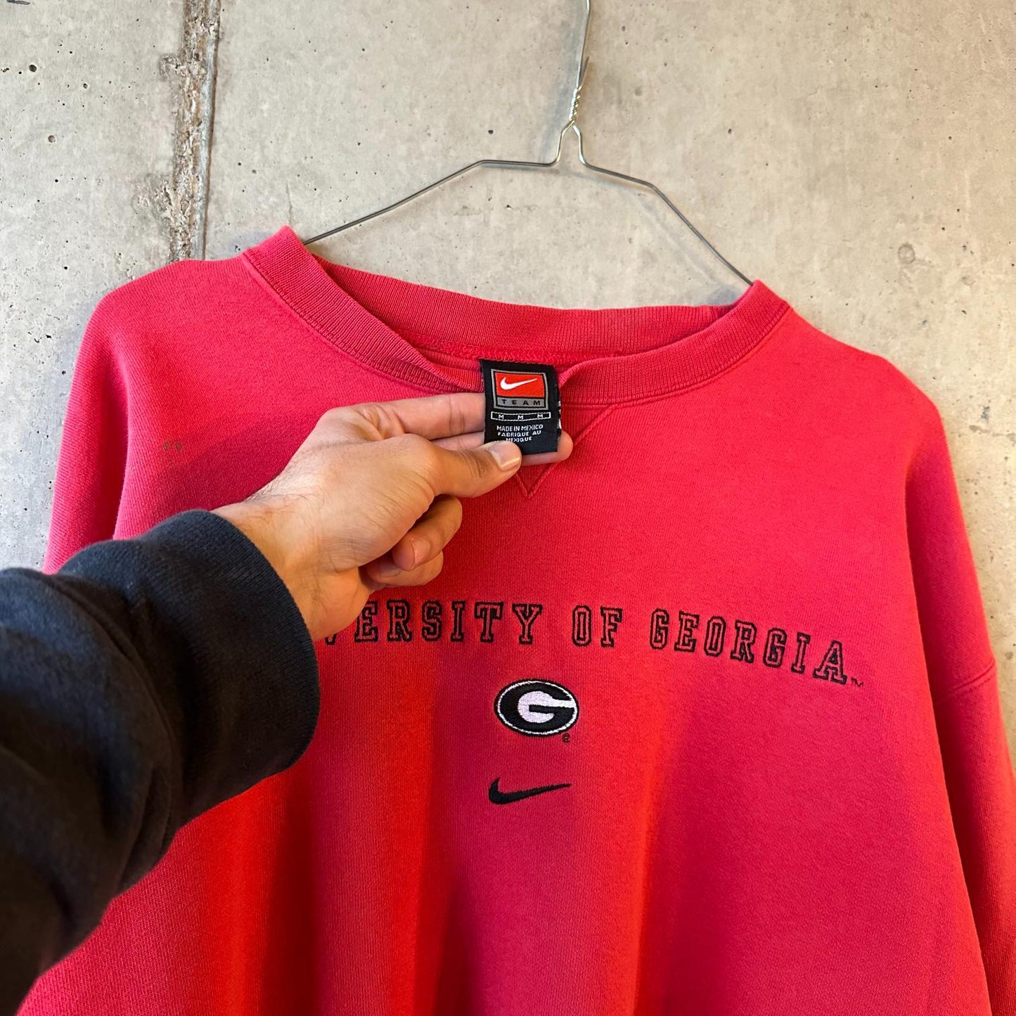 (M) Buzo Vintage Nike 90s  Fucsia "University of Georgia