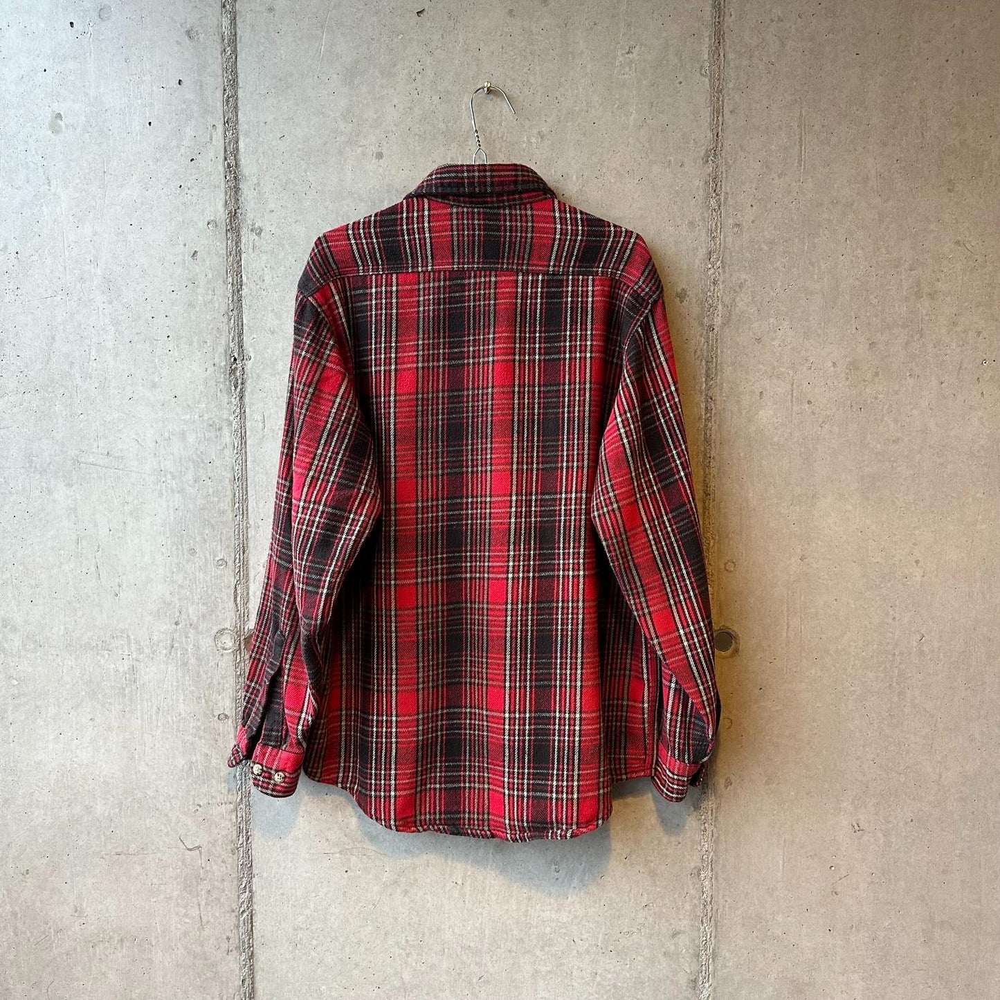 (L) Camisa de Franela Carhartt "Red Oak"