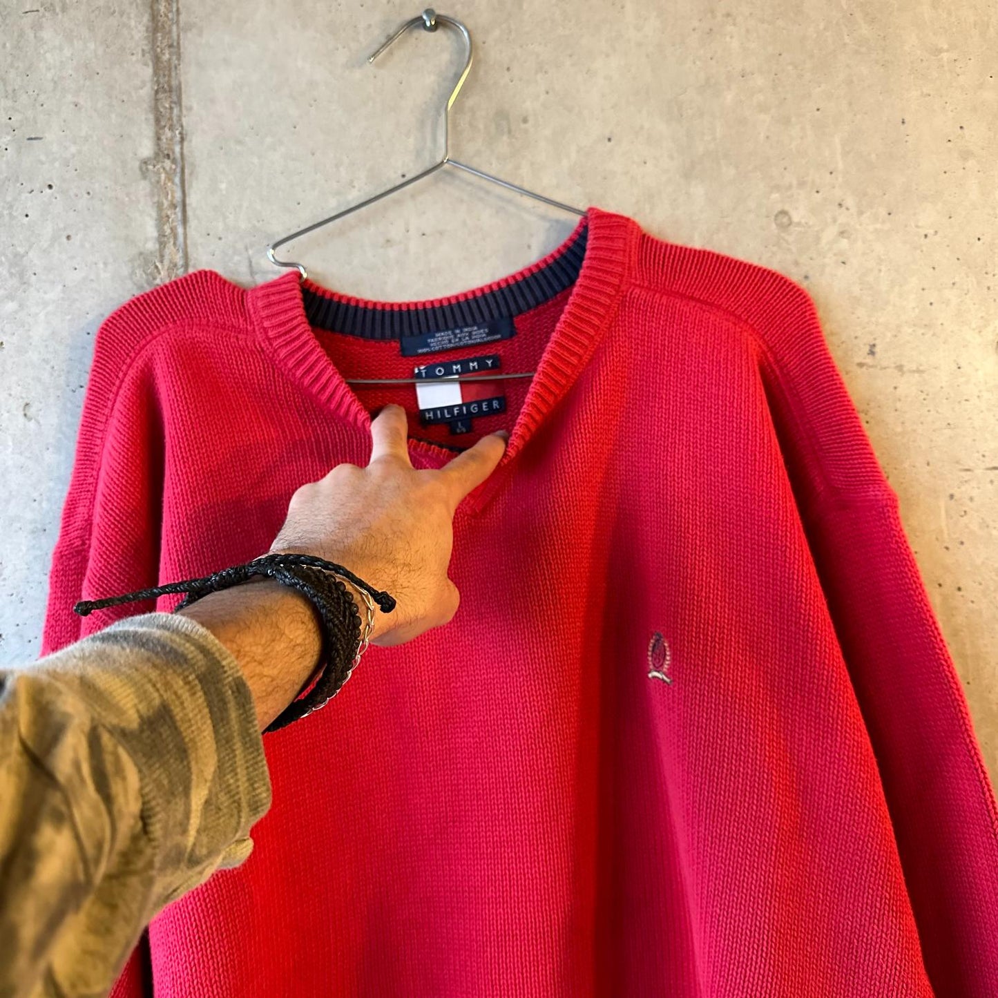 (L) Buzo Old Money Vintage Tommy Hilfiger "Classic Red"