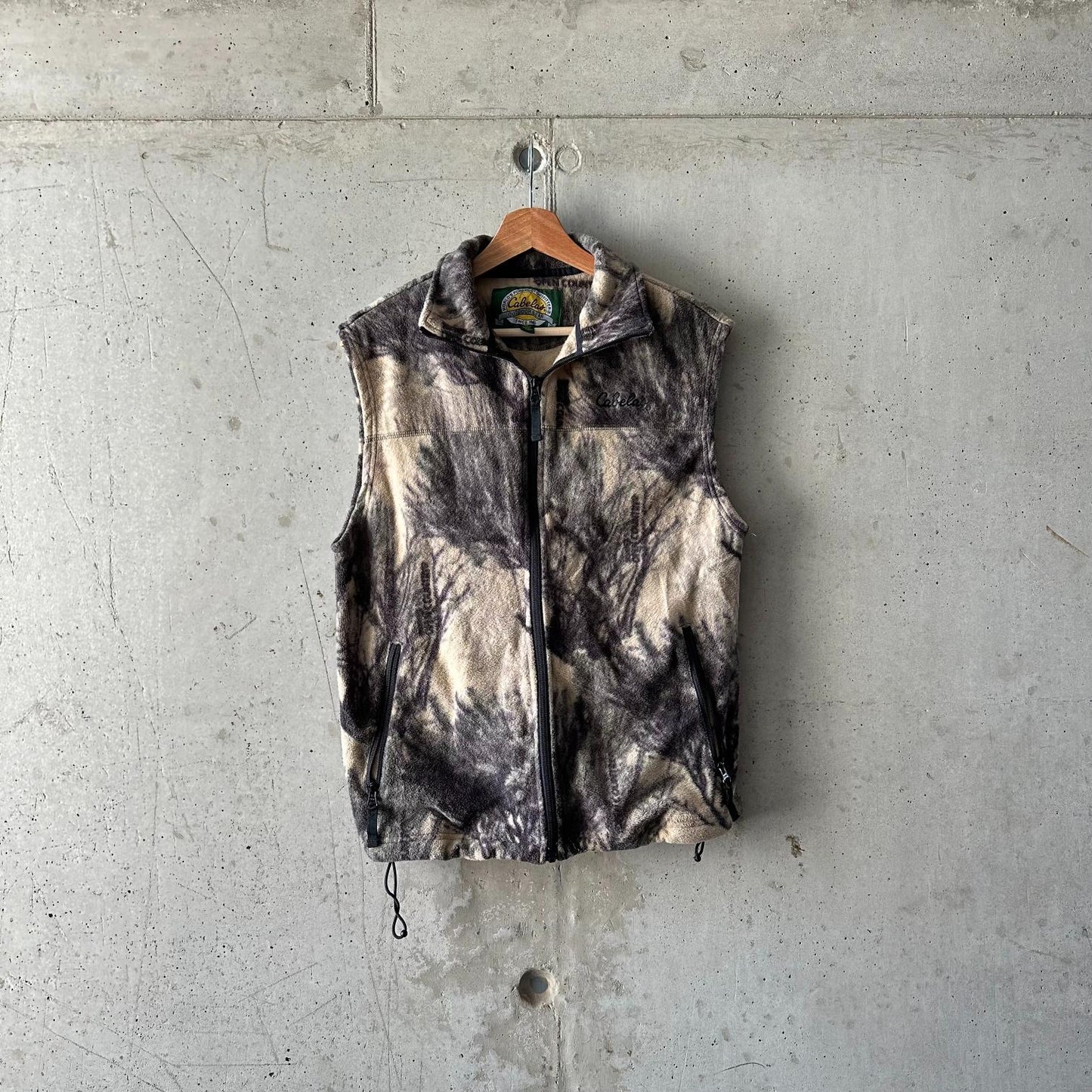 Chaleco Cabelas x Realtree "Gray Forest"