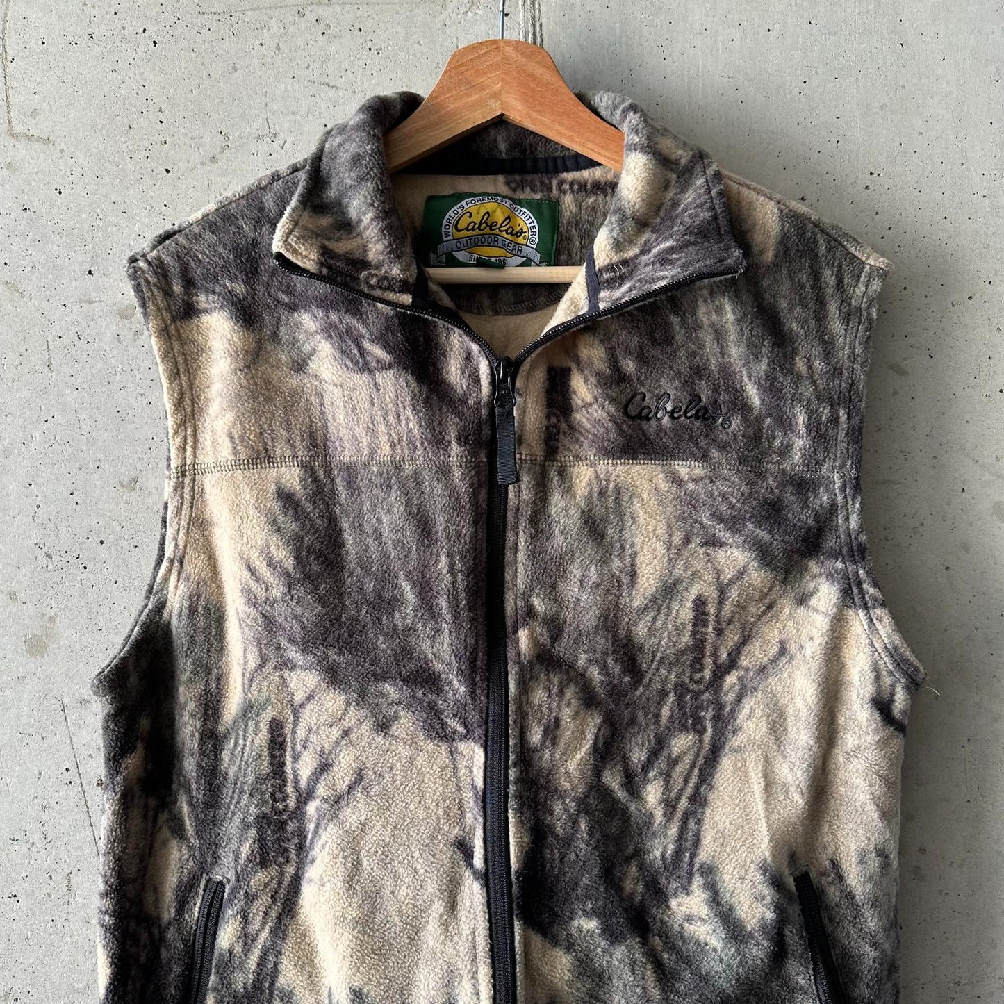 Chaleco Cabelas x Realtree "Gray Forest"