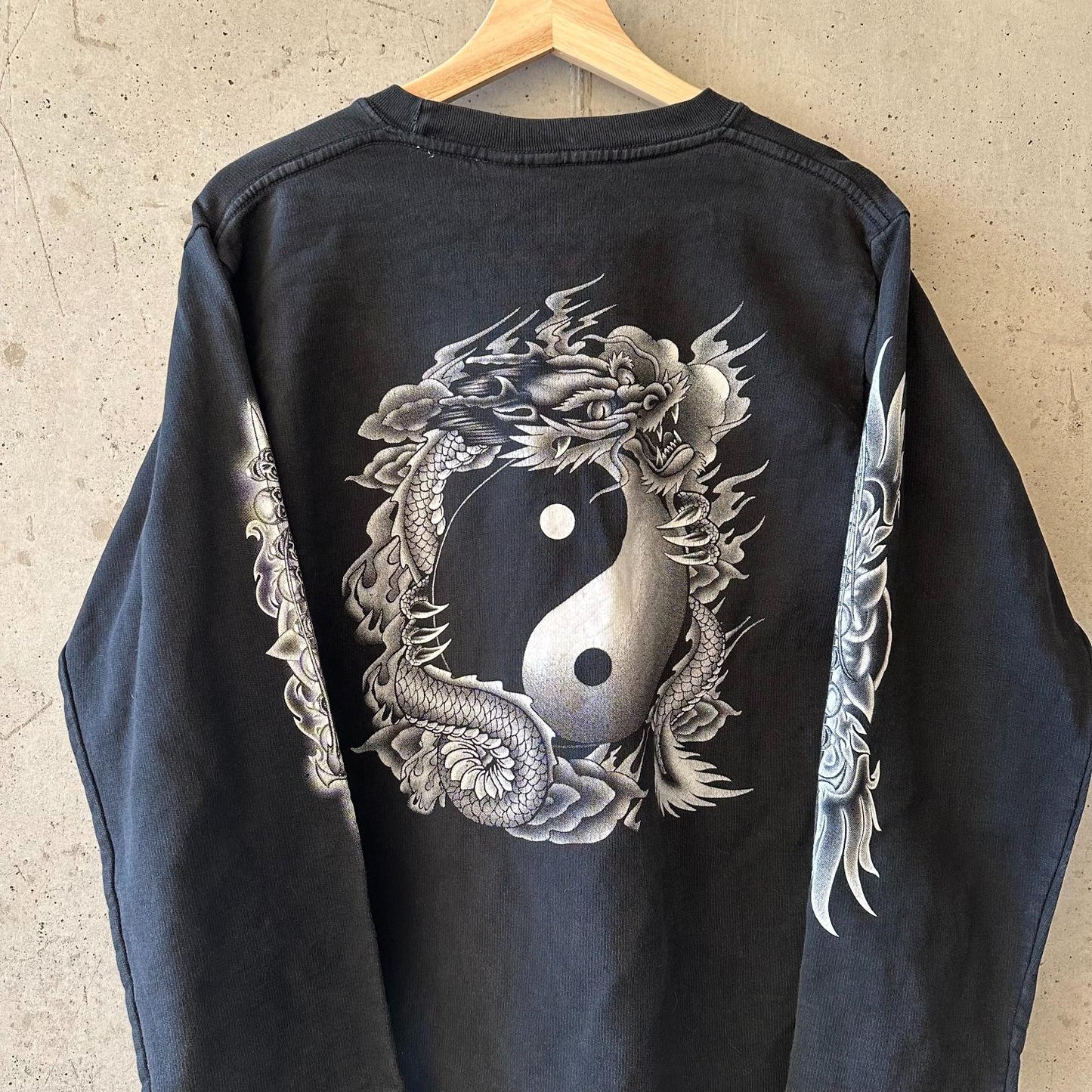 Buzo Y2K  "Dragon / Ying Yang Dragon"