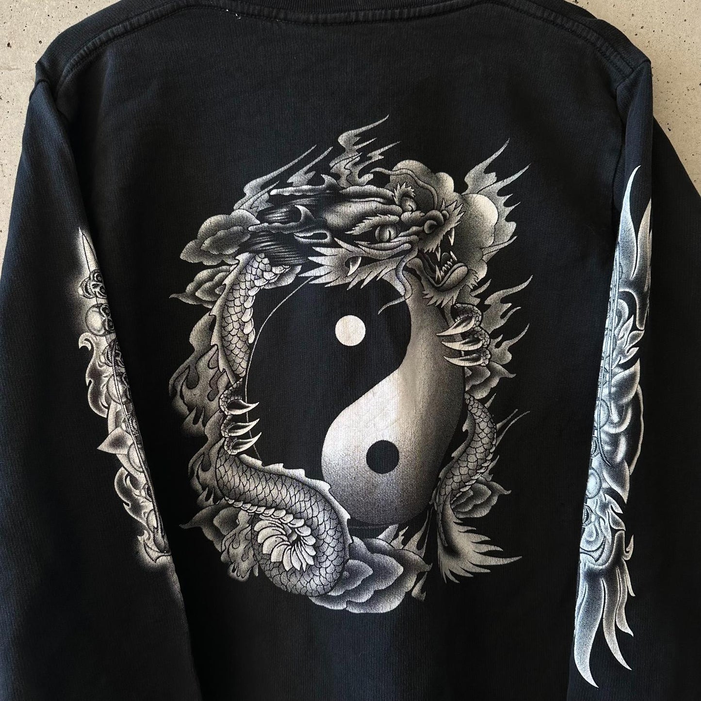 Buzo Y2K  "Dragon / Ying Yang Dragon"