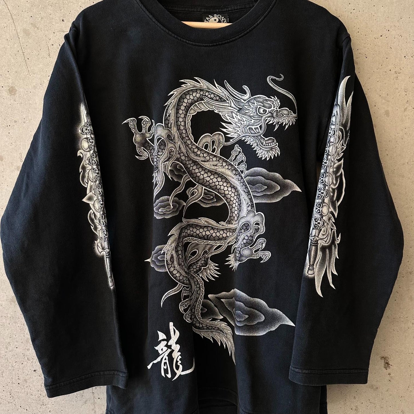 Buzo Y2K  "Dragon / Ying Yang Dragon"