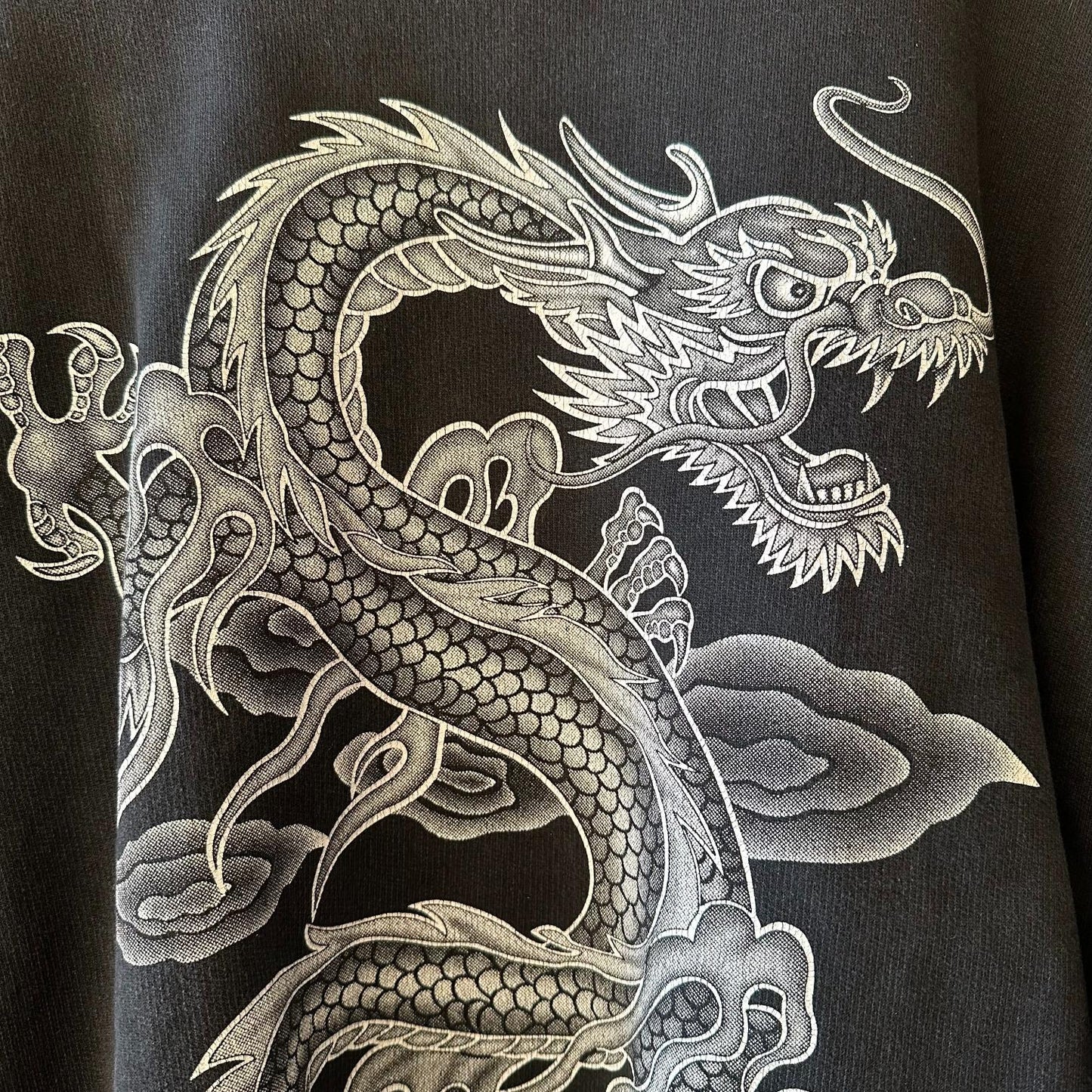 Buzo Y2K  "Dragon / Ying Yang Dragon"