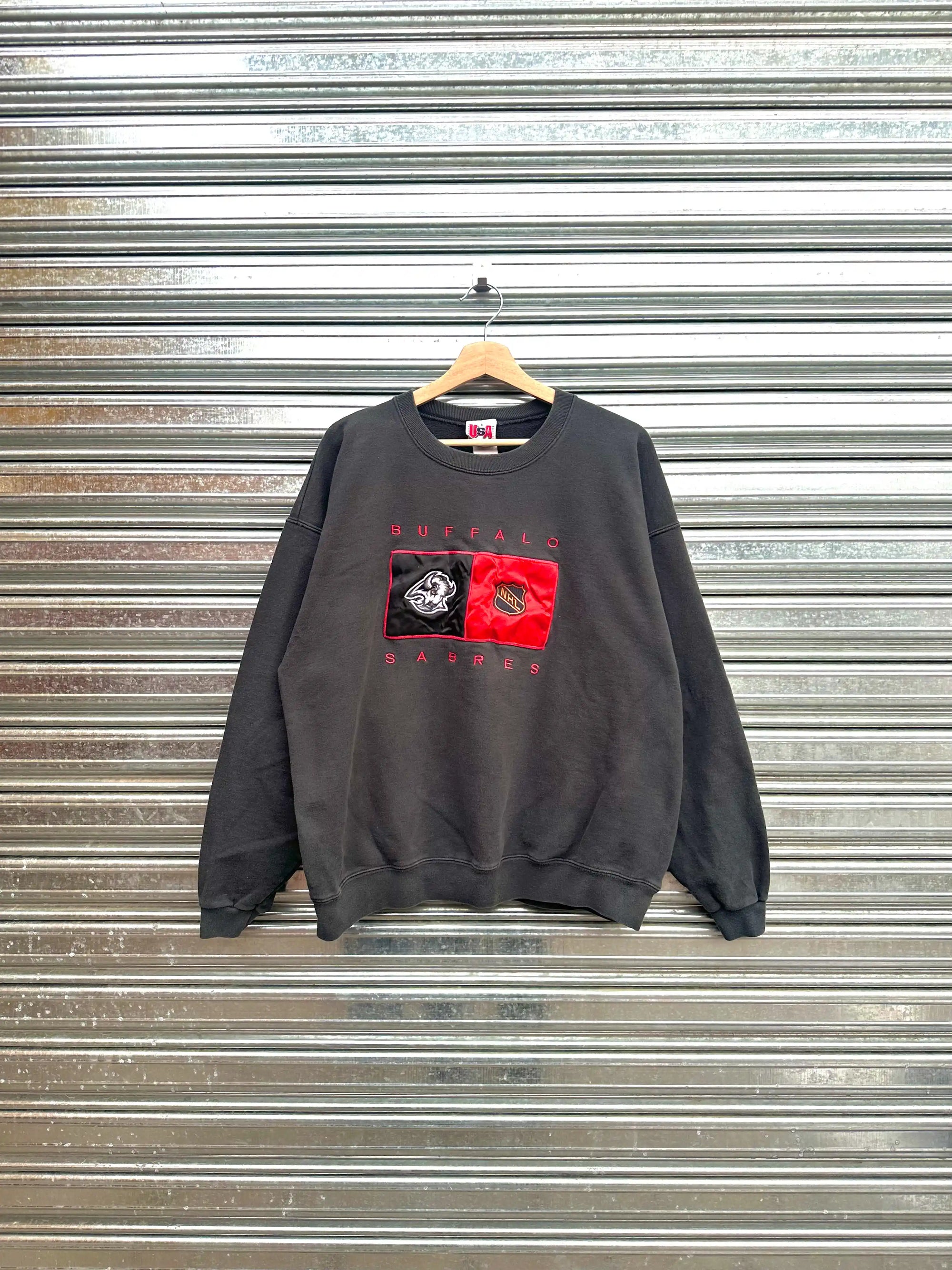 (L) Buzo Vintage  NHL "Buffalo Black"