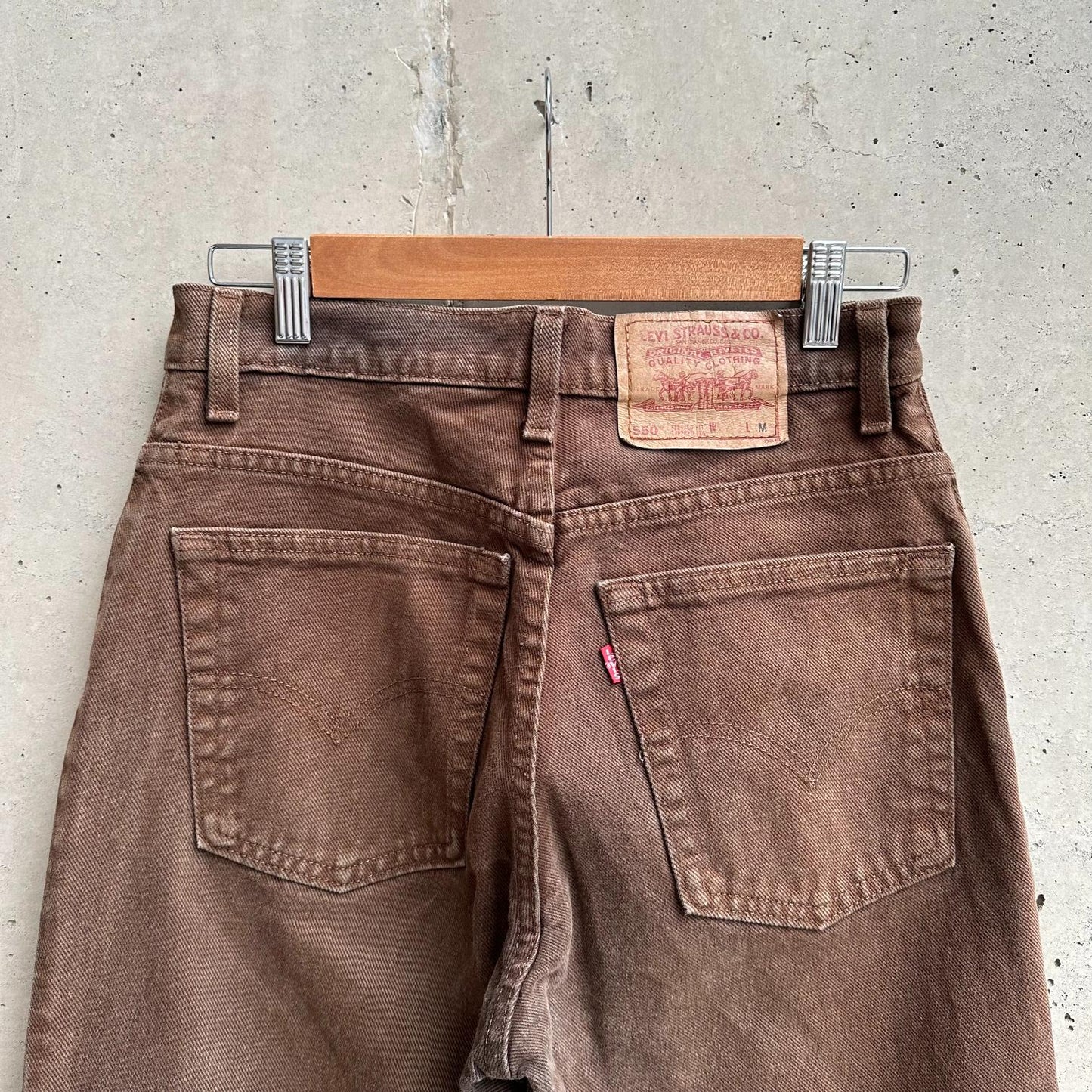 (28) Jean Vintage Levis 550 (Wmns) Marron Travis Scott