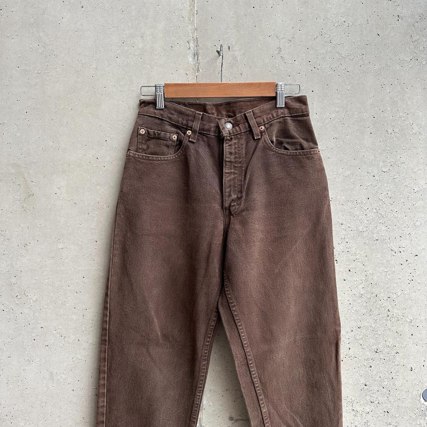 (28) Jean Vintage Levis 550 (Wmns) Marron Travis Scott