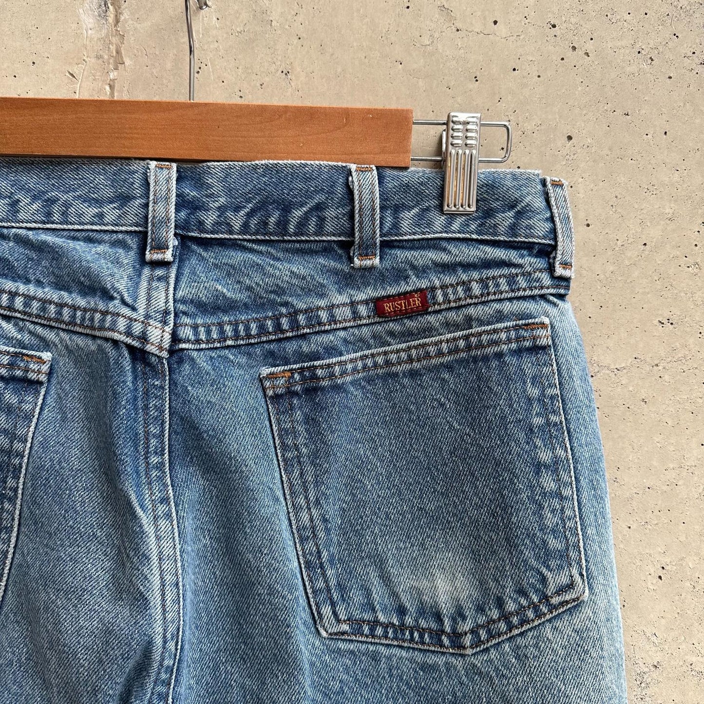 (30) Jean Vintage Rustler Relaxed "Blue Jean"