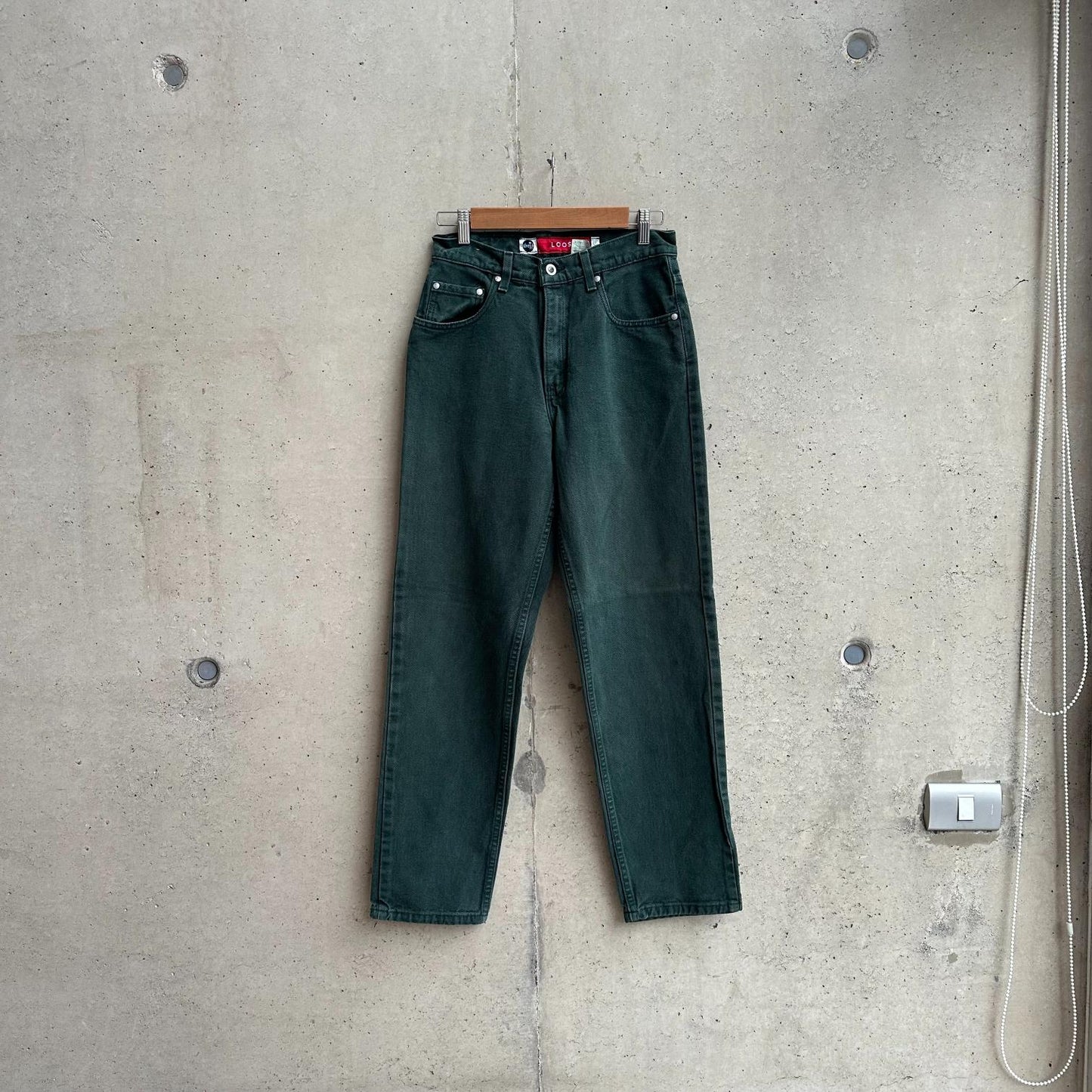 (28) Jean Vintage 90s Levis Silvertab Mom / Loose  "Mossy Green"