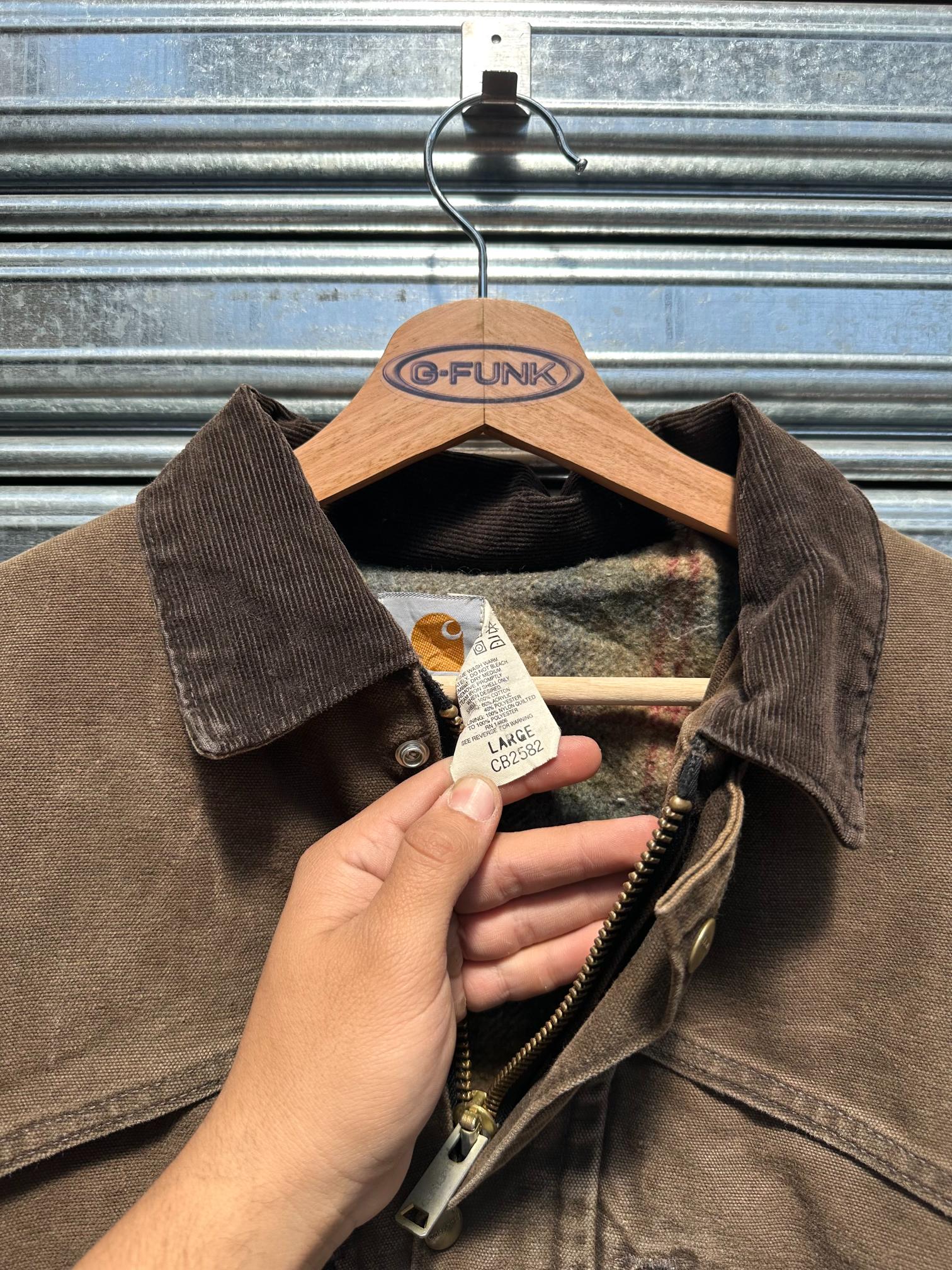 (L) Campera Crahartt Dark Brown "Artic Chore"