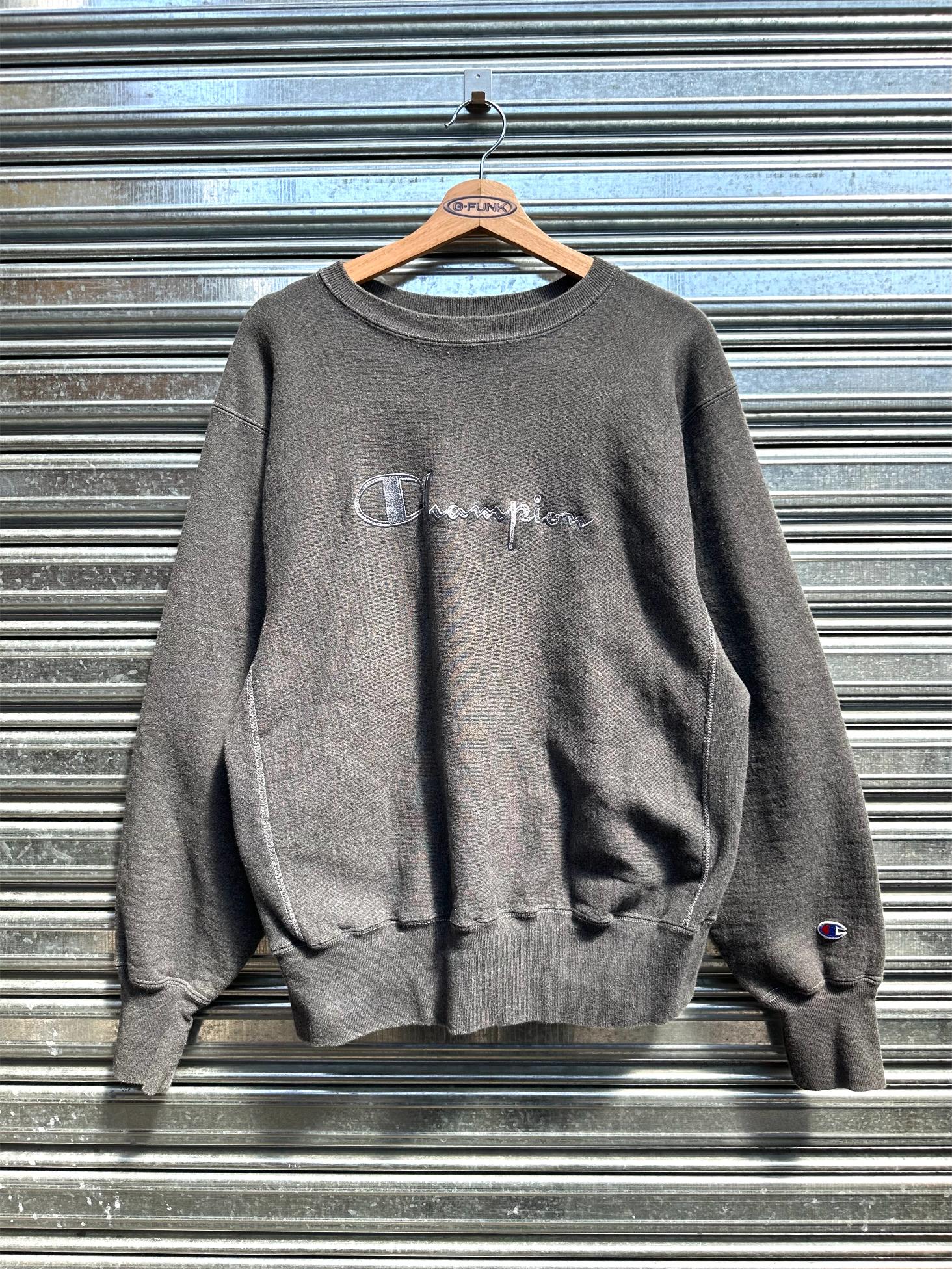(L)Buzo Crewneck Champion Vintage Faded Black "big logo"