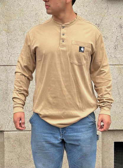 (XL) Reme Carhartt Work Dry Pocket Manga Larga Con Botones "Black Logo Over Beige"