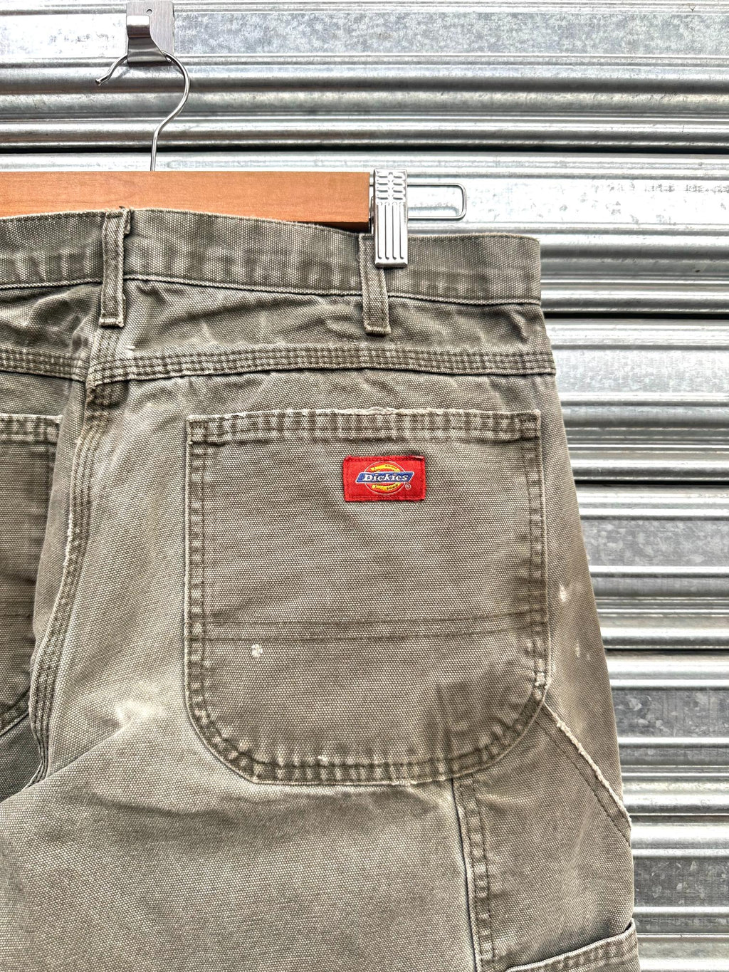 (32) Carpintero Dickies "Moss Green" Distressed