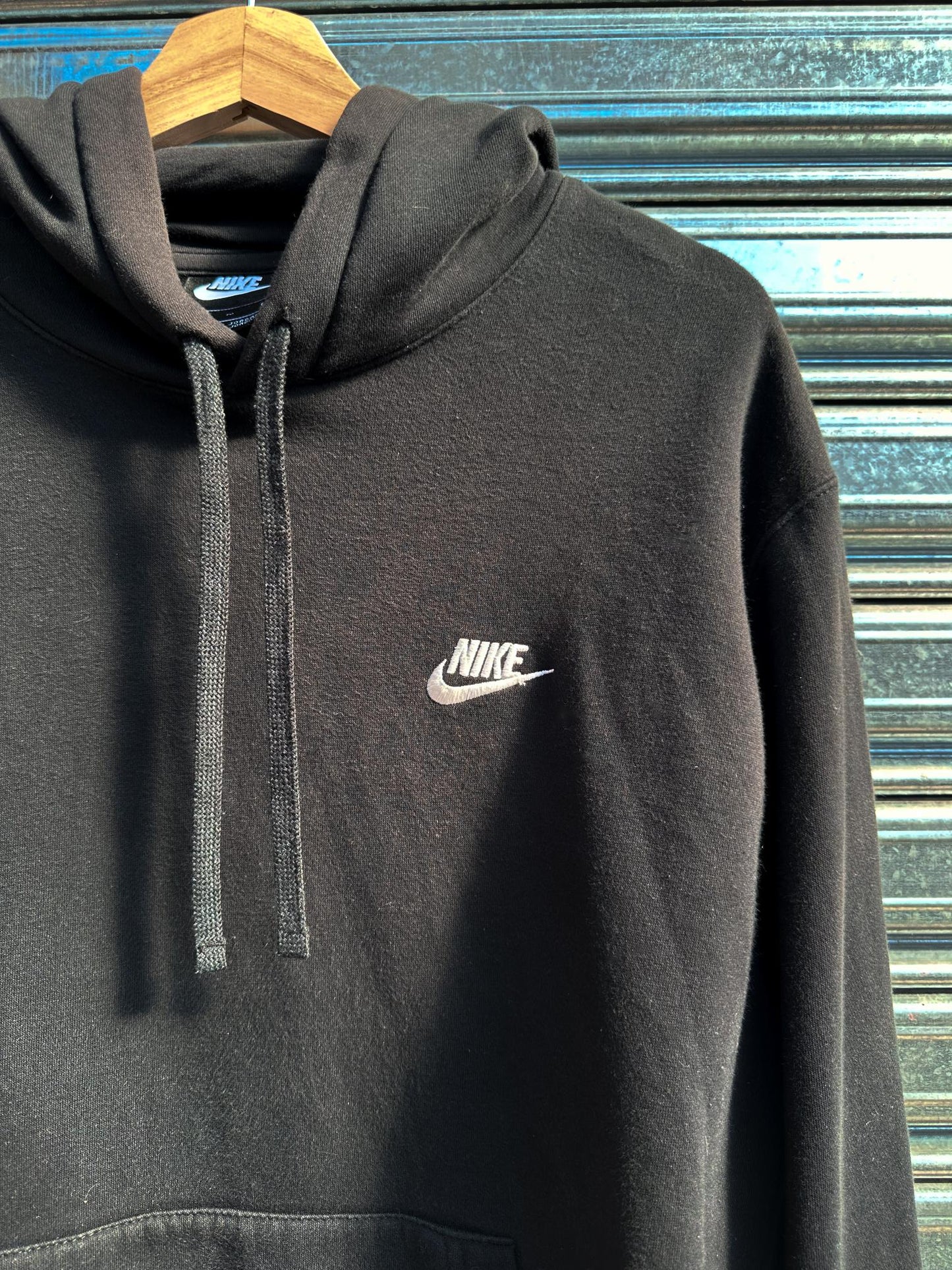 (XL) Canguro Nike Negro Actual Imagotipo 'White Over Black'