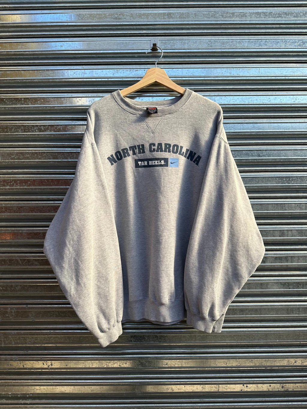 (XXL) Buzo Vintage Nike Team Años 90s 'North Carolina Tar Heels' Blue Over Gray