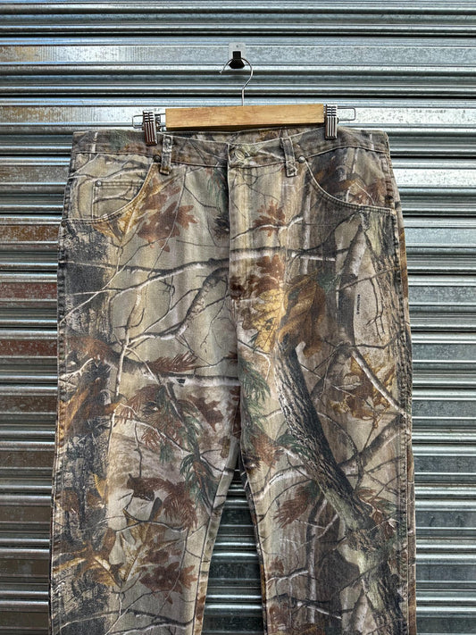 (38) Jean Wrangler Pro Gear x Realtree