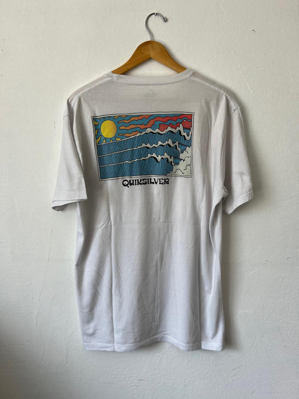 (M) Reme Quicksilver Logo "Waves and Sun"